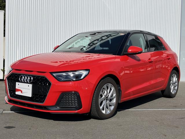 Ａ１スポーツバック(アウディ) ２５ＴＦＳＩ　アドバンスド　禁煙車／アドバンスドキー／リヤビューカメラ／パークアシスト／シートヒーター（フロント）／アダプティブクルーズ／リヤビューカメラ／ＭＭＩナビゲーションシステム／ＬＥＤヘッドライト／コントラストルーフ 中古車画像