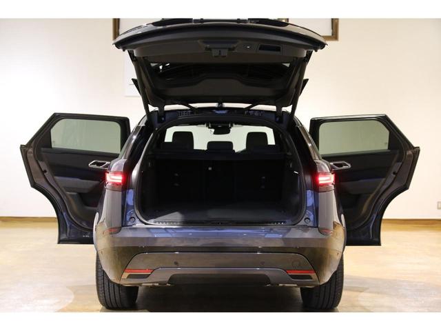 LAND ROVER RANGE ROVER VELAR DYNAMIC HSE P400E