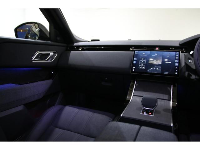LAND ROVER RANGE ROVER VELAR DYNAMIC HSE P400E