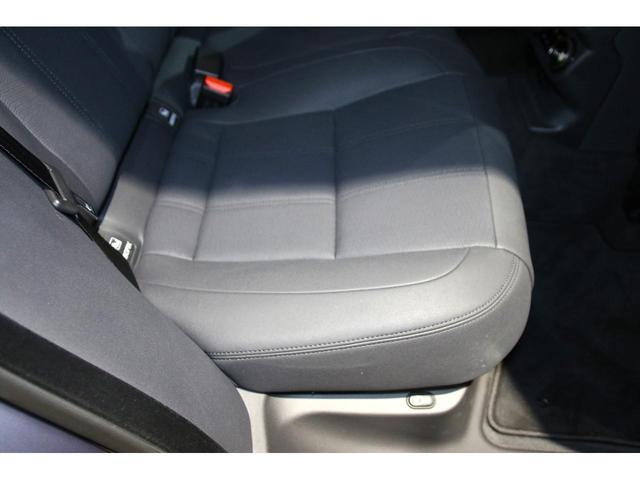 LAND ROVER RANGE ROVER VELAR DYNAMIC HSE P400E