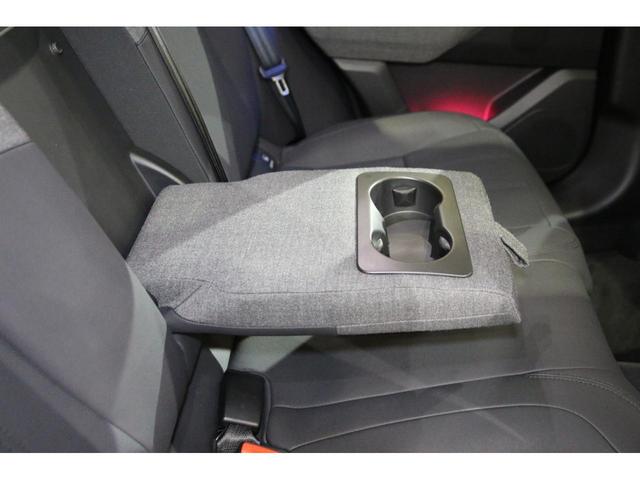 LAND ROVER RANGE ROVER VELAR DYNAMIC HSE P400E