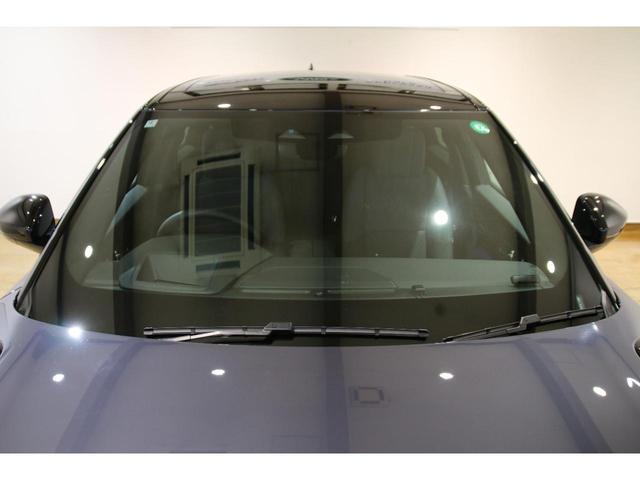 LAND ROVER RANGE ROVER VELAR DYNAMIC HSE P400E