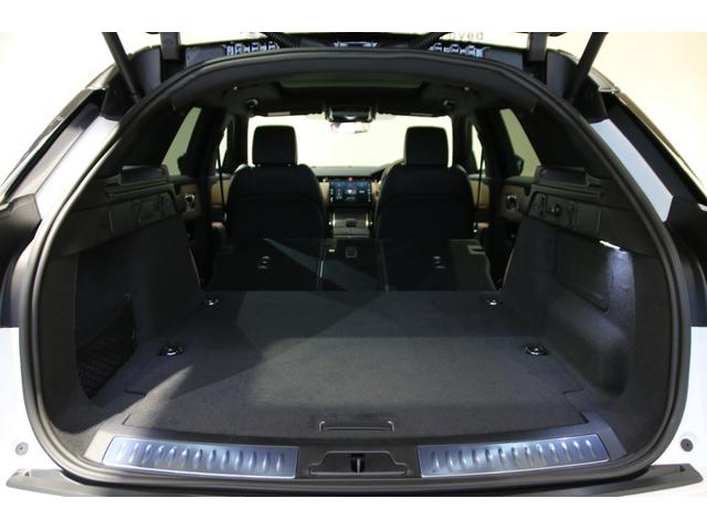 LAND ROVER RANGE ROVER VELAR DYNAMIC HSE P400E