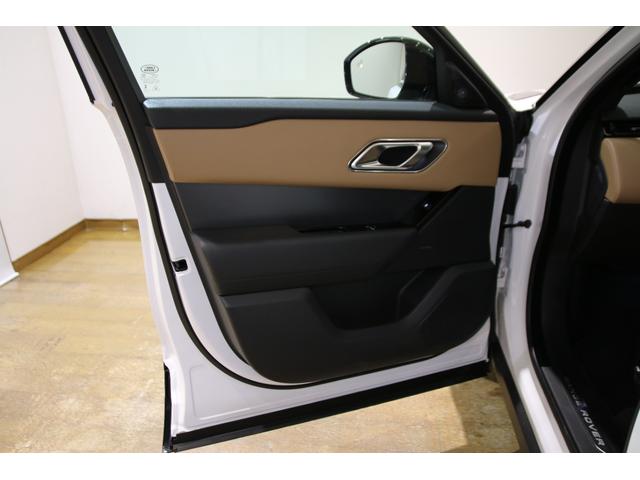 LAND ROVER RANGE ROVER VELAR DYNAMIC HSE P400E