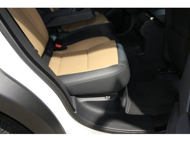 LAND ROVER RANGE ROVER VELAR DYNAMIC HSE P400E