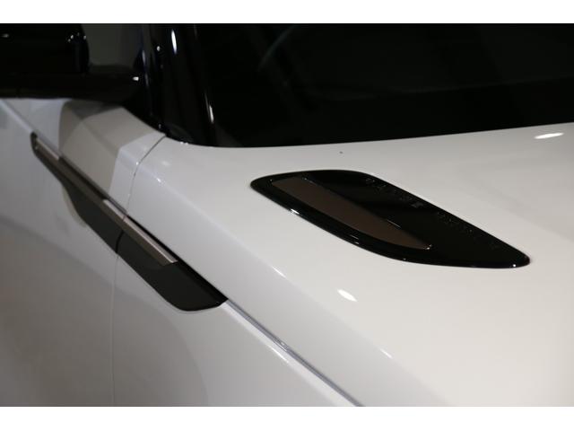 LAND ROVER RANGE ROVER VELAR DYNAMIC HSE P400E