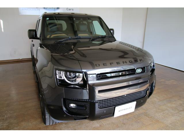 ディフェンダー 110X-ダイナミックHSE D300 認定中古車 エアサス7人乗りファミリーパック ブラックエクステリアパック 22インチブラックホイール ヘッドアップディスプレイ クリアサイトリアビューミラー シートクーラー 弊社販売ワンオーナー(5枚目)