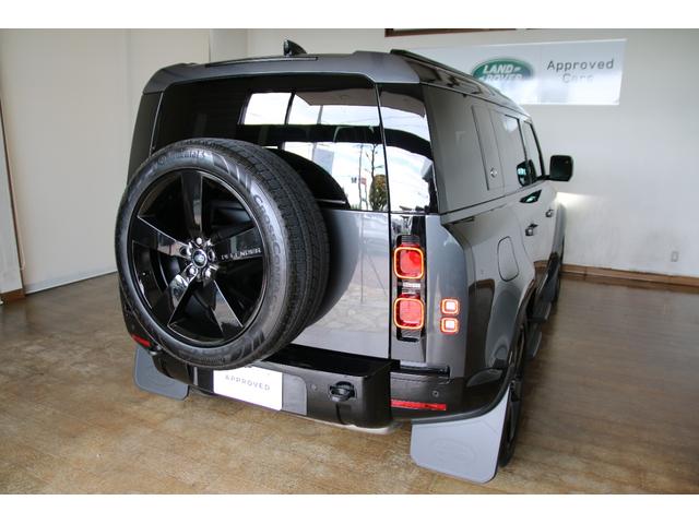 ディフェンダー 110X-ダイナミックHSE D300 認定中古車 エアサス7人乗りファミリーパック ブラックエクステリアパック 22インチブラックホイール ヘッドアップディスプレイ クリアサイトリアビューミラー シートクーラー 弊社販売ワンオーナー(7枚目)