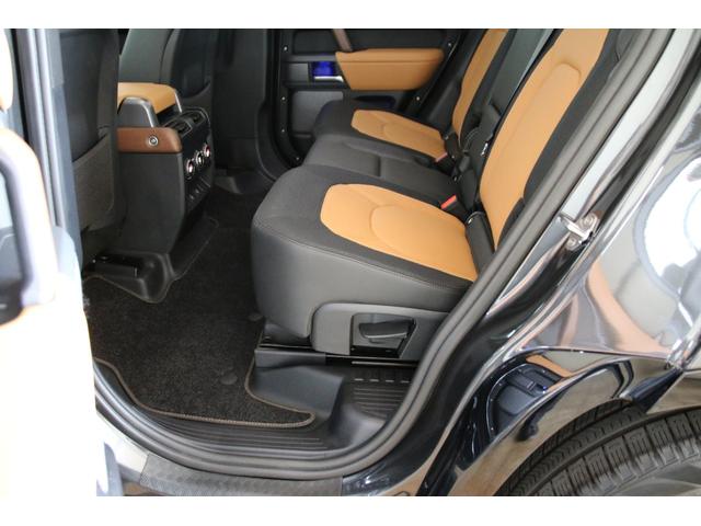 ディフェンダー 110X-ダイナミックHSE D300 認定中古車 エアサス7人乗りファミリーパック ブラックエクステリアパック 22インチブラックホイール ヘッドアップディスプレイ クリアサイトリアビューミラー シートクーラー 弊社販売ワンオーナー(24枚目)