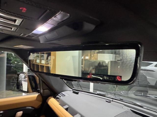 ディフェンダー 110X-ダイナミックHSE D300 認定中古車 エアサス7人乗りファミリーパック ブラックエクステリアパック 22インチブラックホイール ヘッドアップディスプレイ クリアサイトリアビューミラー シートクーラー 弊社販売ワンオーナー(49枚目)