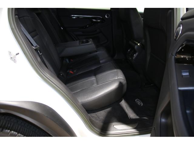 レンジローバーイヴォーク 認定中古車 弊社販売ワンオーナー 20インチグロスブラックアルミホイール ワイヤレスブルートゥース接続 ブラックコントラストルーフ Pivi Proナビゲーション ワイヤレス充電 プライバシーガラス(28枚目)