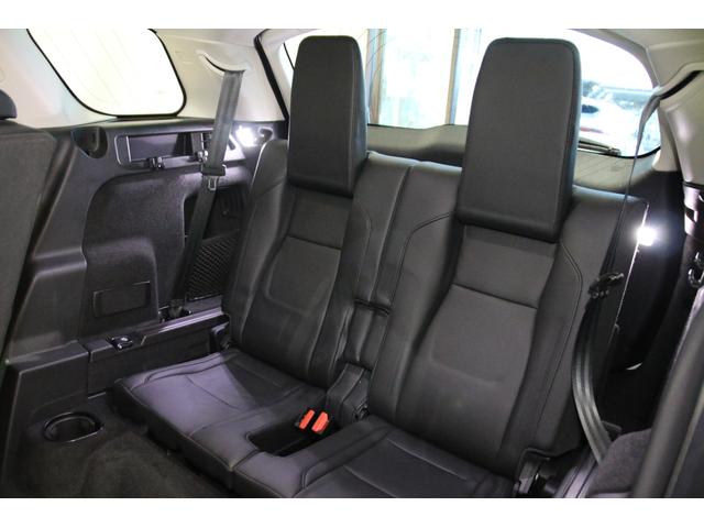 ディスカバリースポーツ S 180PS 認定中古車 7人乗り 20インチブラックアルミ 液晶ディスプレイ パワーテールゲート プレミアムLEDヘッドライト TVチューナー フロントシートヒーター ブラックコントラストルーフ(25枚目)