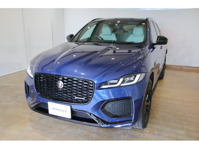 Fペイス R-ダイナミックブラックキュレーテッドフォージャパン 特別仕様車 弊社販売ワンオーナー 認定中古車 ガラスルーフ コールドクライメイトパック ワイヤレスデバイスチャージング シートメモリー機能 認定中古車保証2年付(4枚目)