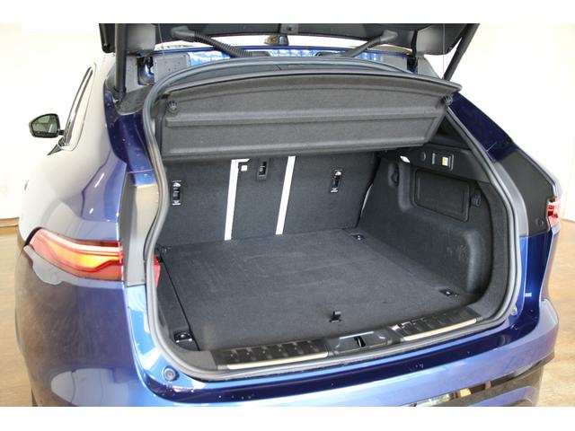 Fペイス R-ダイナミックブラックキュレーテッドフォージャパン 特別仕様車 弊社販売ワンオーナー 認定中古車 ガラスルーフ コールドクライメイトパック ワイヤレスデバイスチャージング シートメモリー機能 認定中古車保証2年付(10枚目)