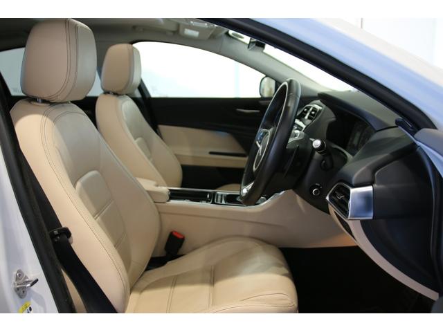 XE XE プレステージ 弊社販売車両 認定中古車 スライディングパノラミックルーフ フル液晶メーター アダプティブクルーズコントロール ブラインドスポットモニター レーンキープワーニング(18枚目)