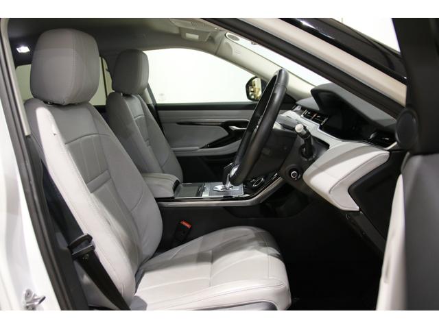 レンジローバーイヴォーク ＳＥ　認定中古車　弊社販売ワンオーナー　２０インチアルミホイール　シートメモリー　デジタルＴＶチューナー　フロントシートヒーター　ブラックコントラストルーフ　ＡＣＣ　ブラインドスポット（17枚目）