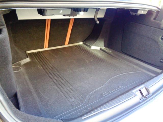 ジュリア スーパー　正規ディーラー車　弊社販売１オーナーユーザー様下取車両　前席ヒーター機能付キャメルレザーシート　純正ナビゲーション　ＴＶチューナー　バックカメラＥＴＣ　純正１８ＡＷ　パドルシフトＡＣＣ機能付（17枚目）