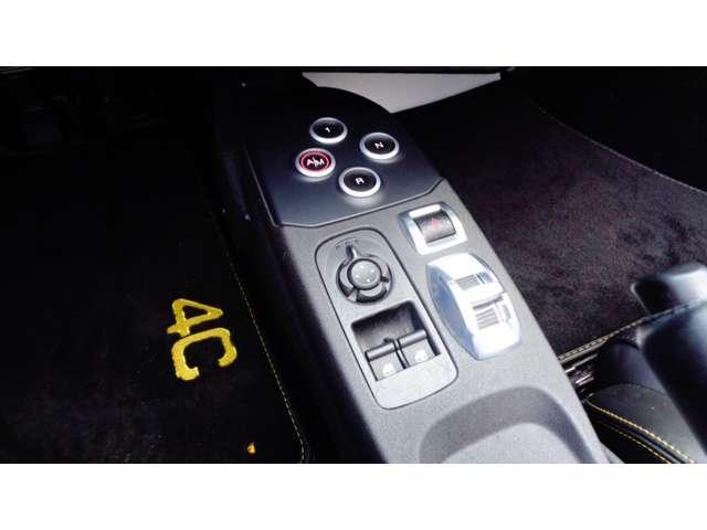 ４Ｃスパイダー 　正規ディーラー車　左ハンドル　１オーナー　タイミングベルト交換済　前後１８　１９ＡＷＦＩＧＨＴＥＸデュアルアジャスタブルダンパー（車高調正式）　バックカメラ　ＧＰＳレーダー　ドライブレコーダー　ＥＴＣ（14枚目）