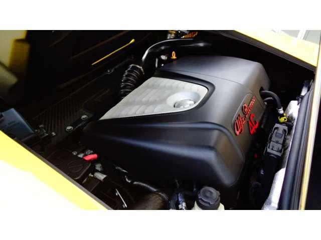 ４Ｃスパイダー 　正規ディーラー車　左ハンドル　１オーナー　タイミングベルト交換済　前後１８　１９ＡＷＦＩＧＨＴＥＸデュアルアジャスタブルダンパー（車高調正式）　バックカメラ　ＧＰＳレーダー　ドライブレコーダー　ＥＴＣ（18枚目）