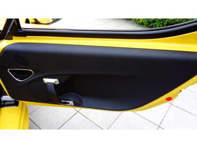 ４Ｃスパイダー 　正規ディーラー車　左ハンドル　１オーナー　タイミングベルト交換済　前後１８　１９ＡＷＦＩＧＨＴＥＸデュアルアジャスタブルダンパー（車高調正式）　バックカメラ　ＧＰＳレーダー　ドライブレコーダー　ＥＴＣ（25枚目）