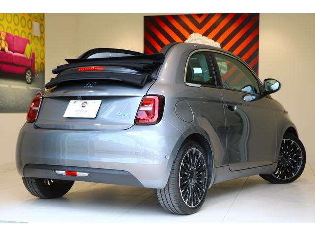 ５００ｅ オープン　当社デモカー　新車保証継承　純正ＥＴＣ２．０（2枚目）