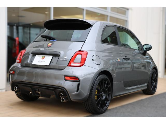 アバルト695 コンペティツィオーネ 弊社デモカー 新車保証継承 ビーツステレオ レコードモンツァ(2枚目)