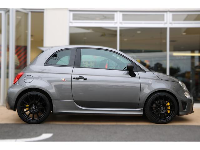 アバルト695 コンペティツィオーネ 弊社デモカー 新車保証継承 ビーツステレオ レコードモンツァ(7枚目)