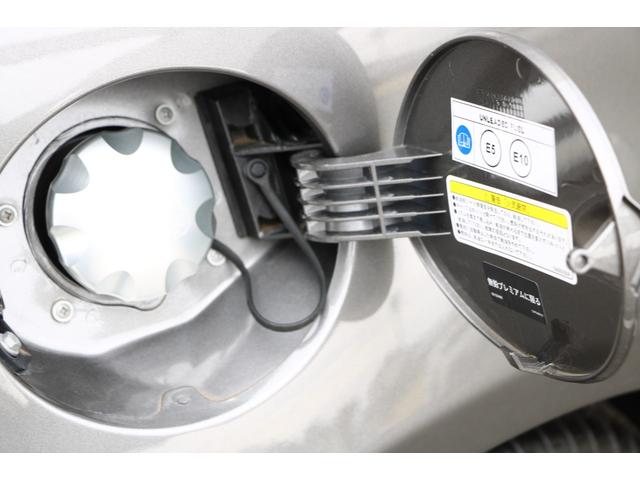 アバルト695 コンペティツィオーネ 弊社デモカー 新車保証継承 ビーツステレオ レコードモンツァ(18枚目)