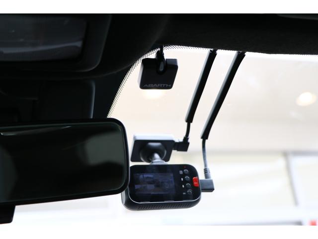 アバルト695 コンペティツィオーネ 新車保証継承 ドラレコ前後 ビーツステレオ ETC レコードモンツァ(5枚目)