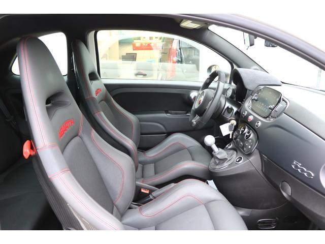 アバルト695 コンペティツィオーネ 新車保証継承 ドラレコ前後 ビーツステレオ ETC レコードモンツァ(9枚目)