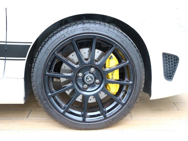 アバルト695 コンペティツィオーネ 新車保証継承 ドラレコ前後 ビーツステレオ ETC レコードモンツァ(17枚目)