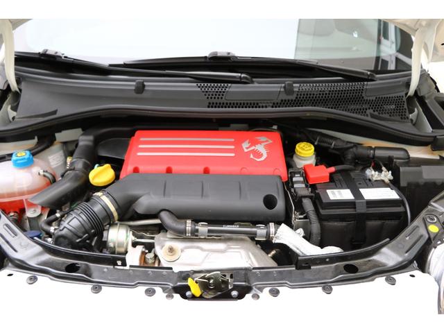 アバルト695 コンペティツィオーネ 新車保証継承 ドラレコ前後 ビーツステレオ ETC レコードモンツァ(26枚目)