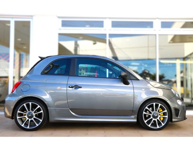 アバルト695C ツーリズモ 当社デモカー 新車保証継承 beatsステレオ レコードモンツァ(6枚目)