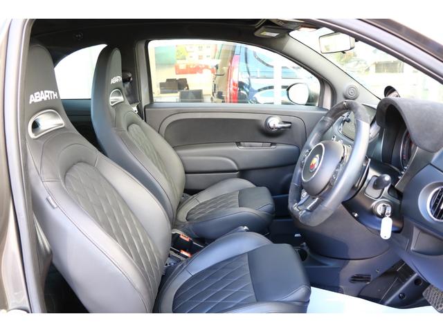 アバルト695C ツーリズモ 当社デモカー 新車保証継承 beatsステレオ レコードモンツァ(10枚目)