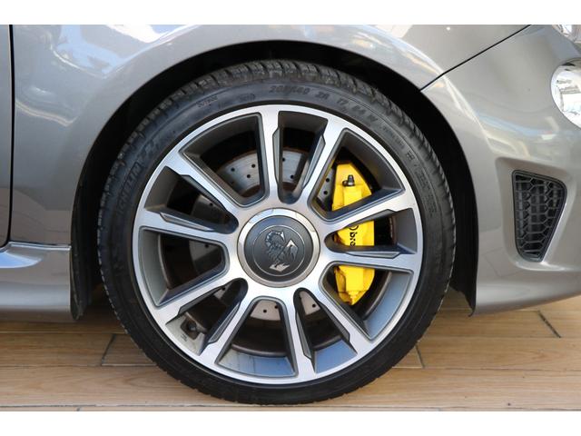 アバルト695C ツーリズモ 当社デモカー 新車保証継承 beatsステレオ レコードモンツァ(17枚目)