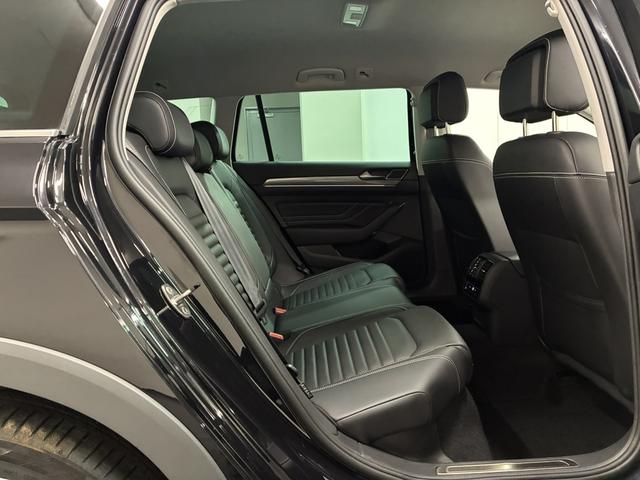 パサートオールトラック ＴＤＩ　４モーション　アドバンス　ＤＣＣＰＫＧ（17枚目）