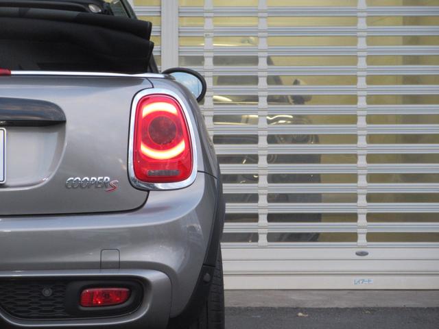 クーパーS コンバーチブル ワンオーナー 禁煙車 ペッパーパッケージ ユアーズパッケージ ブラウンレザー LEDヘッドライト ドライビングアシスト アクティブクルーズコントロール リアビューカメラ シートヒーター ドラレコ(11枚目)