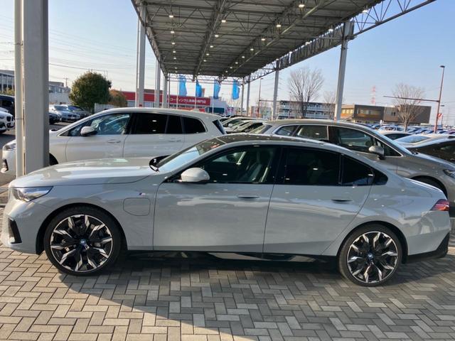 ＢＭＷ ｉ５