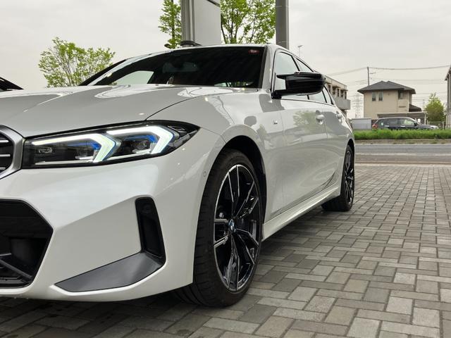 ３シリーズ Ｍ３４０ｉ　ｘＤｒｉｖｅ　ワンオーナー　弊社デモカー　禁煙車　コニャックレザー　１９インチアルミホイール　ドライビングアシストレーンチェンジウォーニング　ヘッドアップディスプレイ　アクティブクルーズコントロール　フルセグＴＶ（12枚目）