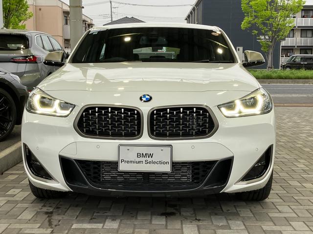 Ｘ２ Ｍ３５ｉ　ワンオーナー　弊社デモカー　禁煙車　ヘッドアップディスプレイ　ドライビングアシスト　レーンチェンジウォーニング　ヘッドアップディスプレイ　アクティブクルーズコントロール　ワイヤレスチャージ　　ＥＴＣ（7枚目）