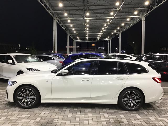 ３シリーズ ３２０ｄ　ｘＤｒｉｖｅツーリング　Ｍスポーツ　アクティブクルーズコントロール　ＬＥＤヘッドライト　全周囲カメラ　前後パークディスタンスコントロール　アンビエントライト　ワイヤレス充電　アップルカープレイ　コンフォートアクセス　電動リアゲート（2枚目）