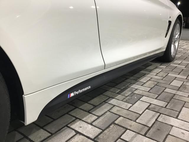 ４シリーズ ４２０ｉクーペ　Ｍスポーツ　アクティブクルーズコントロール　ＬＥＤヘッドライト　リアカメラ　コンフォートアクセス　アンビエントライト　前後パークディスタンスコントロール　純正ＨＤＤナビゲーション　Ｂｌｕｅ　Ｔｏｏｔｈ　ＥＴＣ（3枚目）