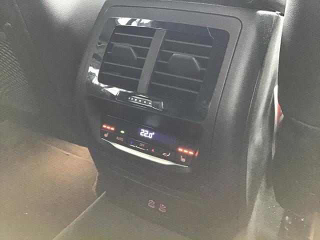 X3 xDrive 20d Mスポーツ レンタアップ アクティブクルーズコントロール ヘッドアップディスプレイ 全周囲カメラ コンフォートアクセス 地デジチューナー アンビエントライト ハーマンカードンスピーカー ワイヤレス充電 ETC(48枚目)