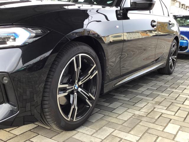 3シリーズ 320i Mスポーツ レンタアップ アクティブクルーズコントロール ヘッドアップディスプレイ 全周囲カメラ 前後パークディスタンスコントロール コンフォートアクセス 電動リアゲート アンビエントライト ワイヤレス充電(9枚目)