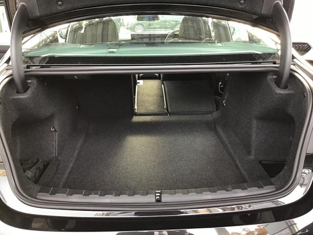 3シリーズ 320i Mスポーツ レンタアップ アクティブクルーズコントロール ヘッドアップディスプレイ 全周囲カメラ 前後パークディスタンスコントロール コンフォートアクセス 電動リアゲート アンビエントライト ワイヤレス充電(21枚目)