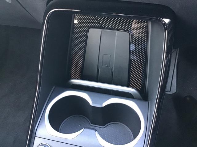 iX2 xDrive 30 Mスポーツ レンタアップ アクティブクルーズコントロール ヘッドアップディスプレイ 全周囲カメラ コンフォートアクセス ガラスルーフ 電動リアゲート アンビエントライト アップルカープレイ ワイヤレス充電 ETC(40枚目)