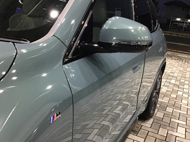 X1 xDrive 20d Mスポーツ アクティブクルーズコントロール ヘッドアップディスプレイ 全周囲カメラ 白革 コンフォートアクセス 電動リアゲート アンビエントライト ハーマンカードンスピーカー アップルカープレイ ワイヤレス充電(10枚目)