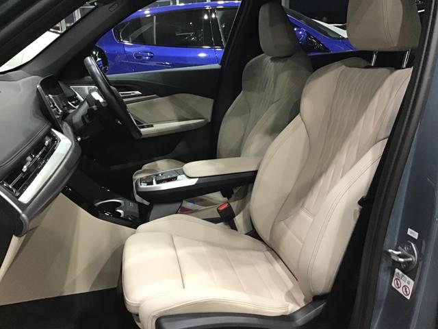 X1 xDrive 20d Mスポーツ アクティブクルーズコントロール ヘッドアップディスプレイ 全周囲カメラ 白革 コンフォートアクセス 電動リアゲート アンビエントライト ハーマンカードンスピーカー アップルカープレイ ワイヤレス充電(19枚目)