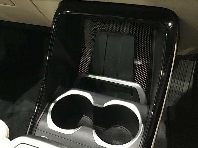 X1 xDrive 20d Mスポーツ アクティブクルーズコントロール ヘッドアップディスプレイ 全周囲カメラ 白革 コンフォートアクセス 電動リアゲート アンビエントライト ハーマンカードンスピーカー アップルカープレイ ワイヤレス充電(39枚目)