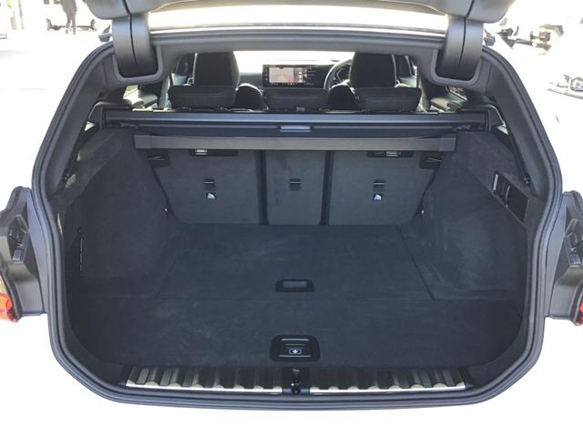 3シリーズ 318iツーリング Mスポーツ アクティブクルーズコントロール ヘッドアップディスプレイ 全周囲カメラ コンフォートアクセス アンビエントライト アップルカープレイ ワイヤレス充電 電動リアゲート 前後パークディスタンスコントロール(22枚目)